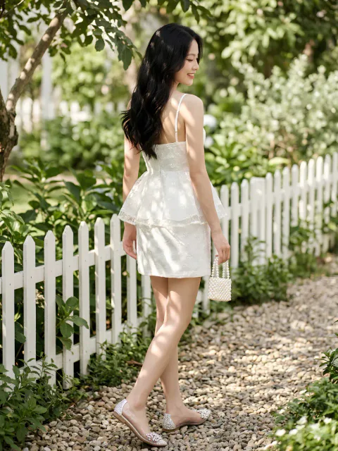 Set Áo Hai Dây Peplum Ren Thêu Hoa Tinh Khôi