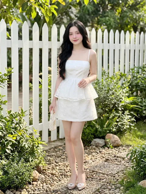 Set Áo Hai Dây Peplum Ren Thêu Hoa Tinh Khôi