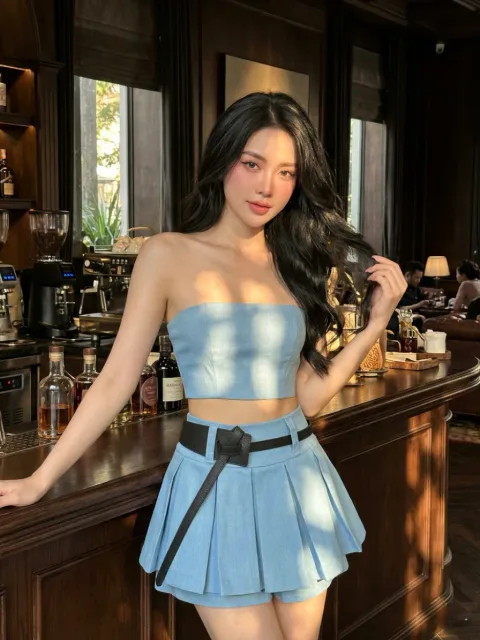 Set Denim Thiết Kế Cúp Ngực Phối Váy Xếp Ly